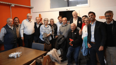 Weretilneck y Cortés se reunieron con referentes de cuarteles de bomberos de Bariloche. Foto: Gentileza