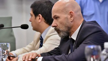Según la fiscalía anticorrupción que tiene como jefe a Omar Rodríguez al menos 6 personas cobraban sueldos del estado sin prestar ningún servicio.