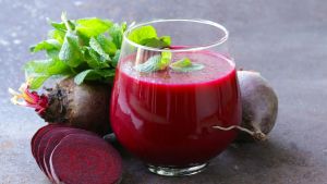 Los jugos naturales que ayudan a mantener tus arterias limpias