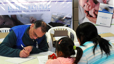 Libreta AUH de Anses. 