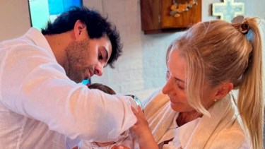 Manu Urcera y su mamá.-