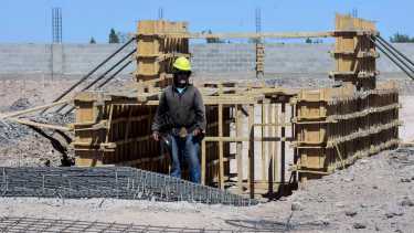 La planta de asfalto de Neuquén podrá producir 15 toneladas por hora. Foto: Cecilia Maletti.