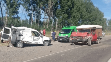 Murió uno de los heridos en el choque de Ruta 22 cerca de Roca: era de la comunidad boliviana.