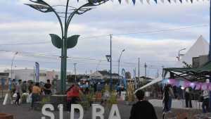 Festival de la Sidra en Roca: cuáles son las actividades de este domingo y a qué hora toca Valentino Merlo