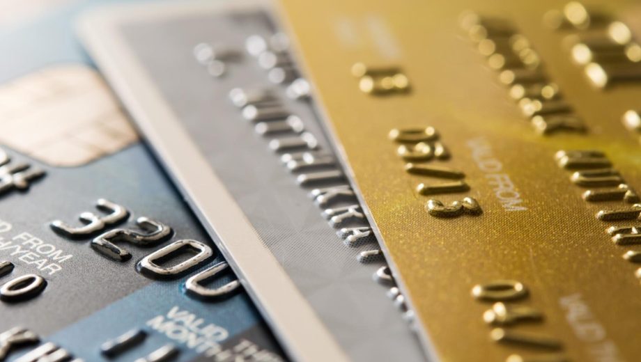Condena efectiva para la última acusada de una banda por fraude con tarjetas de crédito en Neuquén