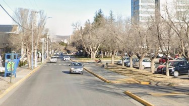 Habían dejado la camioneta en los estacionamientos de la Avenida Argentina.