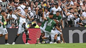 Con un jugador menos, Botafogo venció a Atlético Mineiro y se quedó con el título de la Copa Libertadores