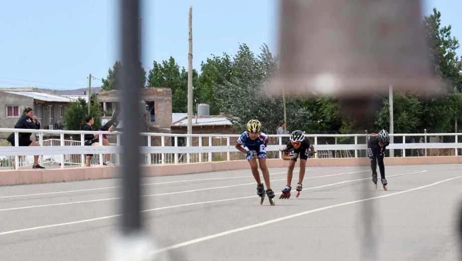 Campanazos en Ciudad Deportiva, que será escenario del certamen entre el viernes y el domingo. (Foto: Matías Subat)