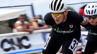 Benjamín Gader y Lucía Monje aportaron medallas de oro en la gran conquista de la selección provincial. (Matías Subat)