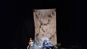 «Nudillos rojos contra la pared», el teatro «explícito» para ver en Neuquén