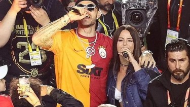 Mauro Icardi y Simge Sagin 

