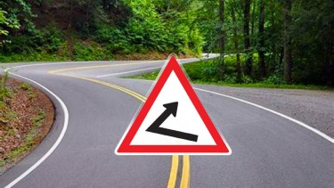 Señal de tránsito.-