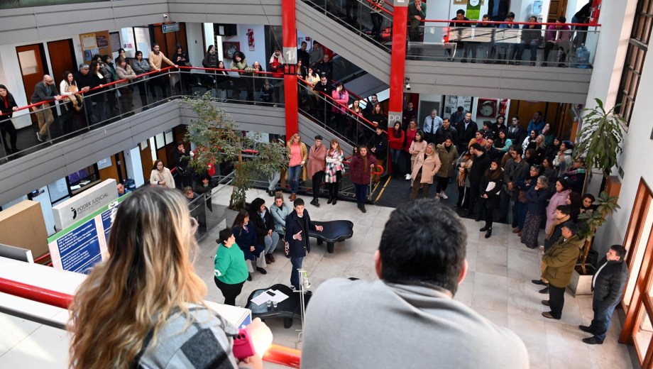 La reunión se llevó a cabo de manera virtual este martes a las 11. Foto: Archivo