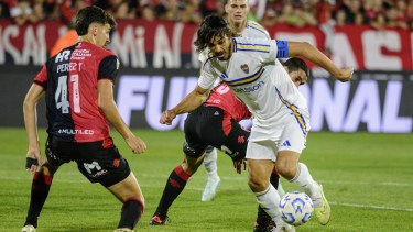 Edinson Cavani sufrió una molestia en el triunfo ante Newell´s. Foto: FBaires.