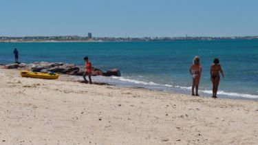 Las Grutas: descubrí 5 playas tranquilas y solitarias hacia el sur