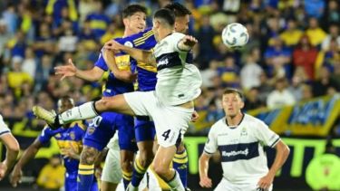 Xeneizes y platenses se vuelven a encontrar, ahora por la Liga Profesional. (Archivo)