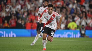 Pity Martínez metió un gol y dio dos asistencias contra Rosario Central.