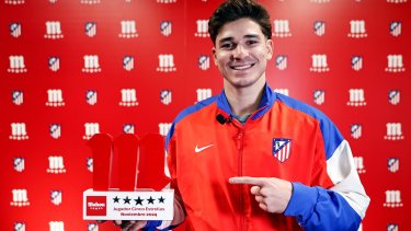 Álvarez fue elegido como el jugador del mes del Atlético Madrid.