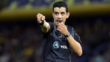 Leandro Rey Hilfer dirigirá el Trofeo de Campeones entre Vélez y Estudiantes.