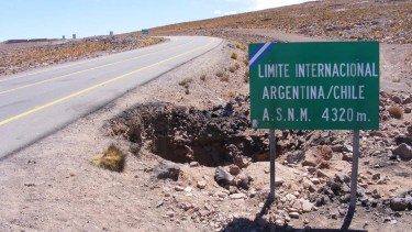 Pasos fronterizos Argentina Chile.-
