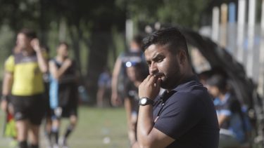 Lucas Burgos es el entrenador de Don Bosco. (Foto: Oscar Livera)