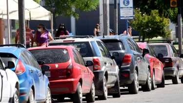 Aumenta el estacionamiento en Neuquén. Foto: archivo.