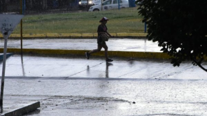 Tormentas con granizo y ráfagas este viernes: cuáles son las provincias en alerta naranja