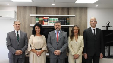 Ricardo Apcarian, Cecilia Criado, Sergio Ceci, Liliana Piccinini y Sergio Barotto, jueces del STJ, de izquierda a derecha.