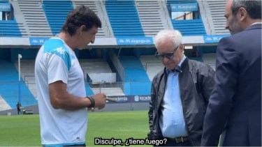 Racing anunció la continuidad de Costas con un llamativo video.