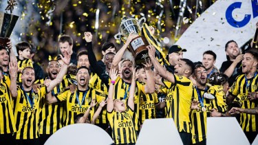 River va a la carga por una figura de Peñarol.