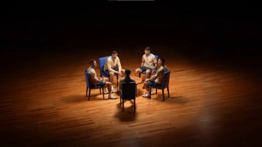 A dos años del Mundial, se estrena un corto con las reacciones de cinco campeones al álbum del título en Qatar