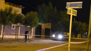 Quién era el hombre que mataron en Centenario: formularon cargos contra su hermanastro