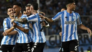 Fernando Gago quiere a un ex Racing para reforzar la defensa.