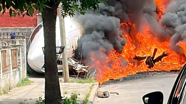 Un avión se despistó en el aeropuerto de San Fernando. Foto: Gentileza Redes sociales. 