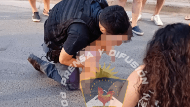 Salvó a un bebé de un año que no podía respirar: un policía le aplicó la maniobra de Heimlich. (Gentileza)