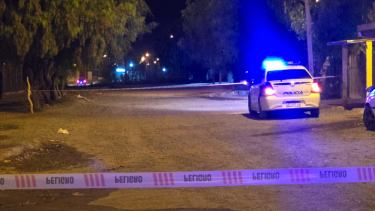 El crimen ocurrió en plena vía pública de Centenario. Foto: Centenario Digital