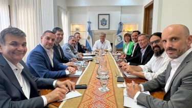 Rolando Figueroa reunió a su gabinete, a un año de gestión. Foto: gentileza.