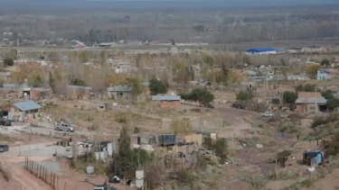 Un balcón cedió y una nena cayó desde 3 metros de altura en Neuquén: fue trasladada al hospital Castro Rendón