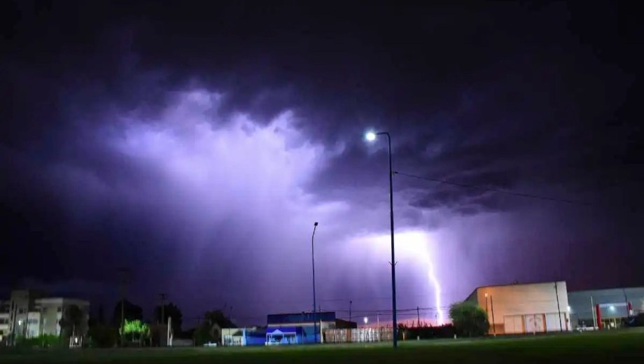 Tormentas en el Alto Valle de Río Negro y Neuquén. Foto: Archivo Andrés Maripe. 