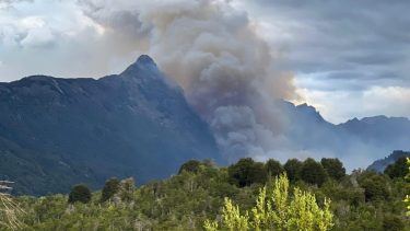 Incendio en Los Manzanos. Foto: Parque Nahuel Huapi.