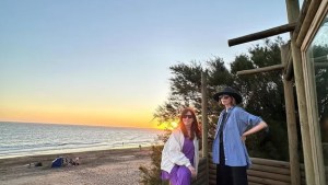 Cristina Kirchner estuvo en Monte Hermoso con su hija Florencia y su nieta Helena: las imágenes