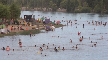 Rescates en aguas abiertas en Neuquén: el domingo podés ser testigo de un evento único