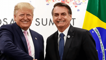 Tras la asunción de Donal Trump, Jair Bolsonaro confía en que eliminarán su inhabilitación política. (Imagen: Alan Santos/dpa/picture-alliance)