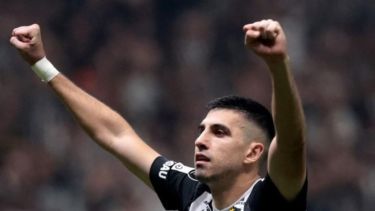 Battaglia le pidió a la dirigencia de Mineiro que acelere la negociación con Boca. (Archivo)