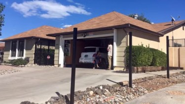 Los dueños de la casa de ‘Breaking Bad’ venden la propiedad tras 52 años por del acoso de los fans: “Estamos hartos”: