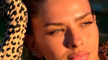 Eugenia "China" Suárez.-