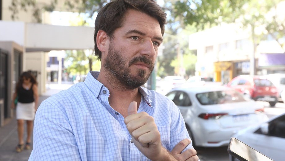 Rodrigo Buteler sostuvo que no permitirán más cortes de calles en Cipolletti. (Foto: Thomes)