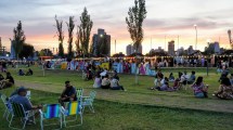 Imagen de Mucho abrigo y escarapela: cómo estará el tiempo para los festejos del 25 de Mayo en la feria más grande de Neuquén