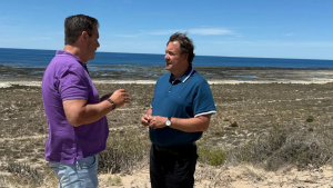 Proyecto de GNL en Río Negro: Weretilneck visitó el golfo donde funcionará «el hito» energético del país