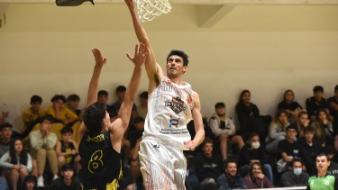 Nahuel Vicentín pasó por Petrolero hace tres temporadas. Llega para reemplazar a Tulián. (Archivo Matías Subat)